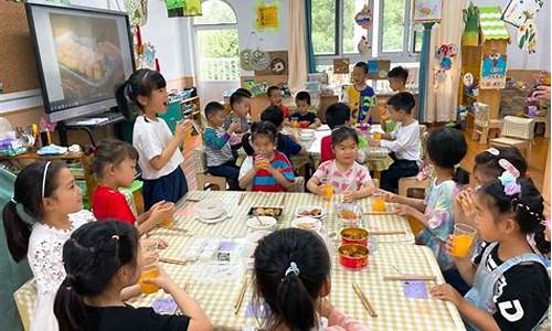 幼儿园美食分享朋友圈文案怎么写_幼儿园美食分享朋友圈文案